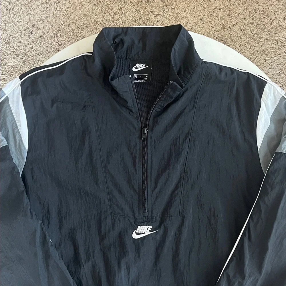 Nike Half-Zip Pullover Jacket Medium Black White Gray Windbreaker Synch Waist - Picture 2 of 16